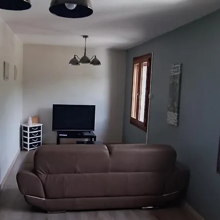 50m2 Pour 2 Personnes Lägenhet *
