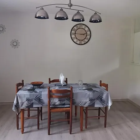 50m2 Pour 2 Personnes *